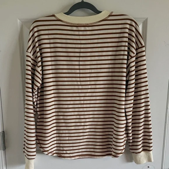 NWT Blu Pepper Striped Henley Top in Cream and Brown Large - Picture 8 of 9